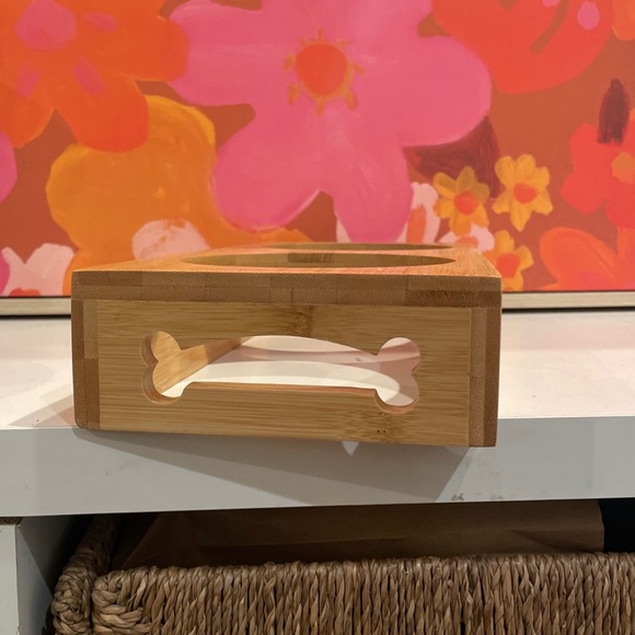 Small Pet Bowl Stand - Picture 4 of 8